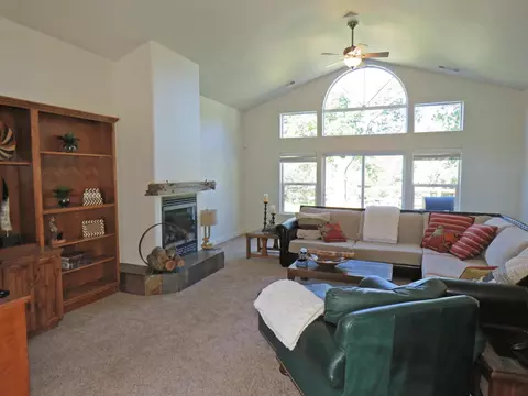 16395 Deer Crest Trl, Cottonwood, CA 96022 photo 3