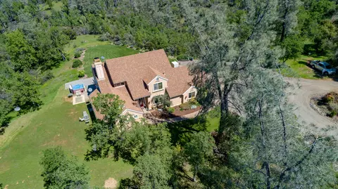 6970 Clover View Rd, Anderson, CA 96007 photo 9