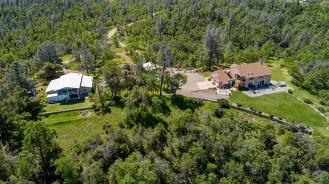 6970 Clover View Rd, Anderson, CA 96007 photo 13