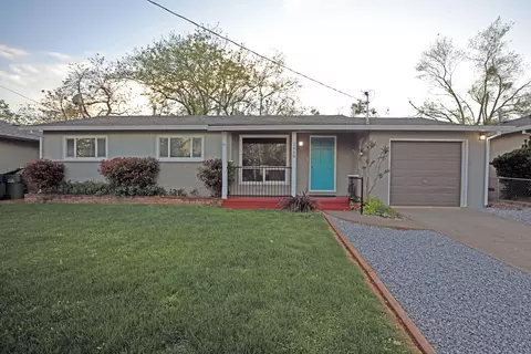 2866 Yana Ave, Redding, CA 96002 photo 1