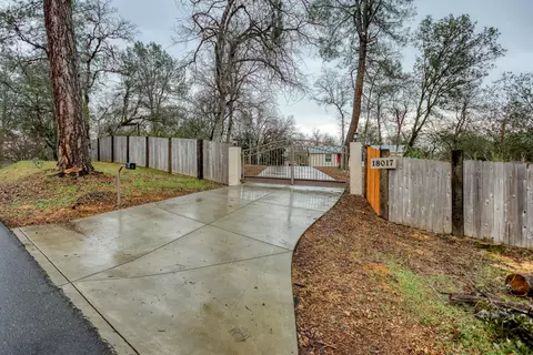 18017 Vista Pine Ln, Redding, CA 96003 photo 18