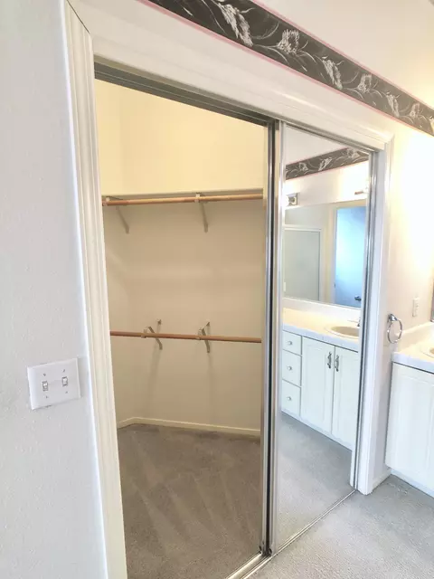 1472 Augustine Way, Redding, CA 96002 photo 32