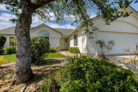 4370 Heather Ridge Ln, Redding, CA 96001 photo 3