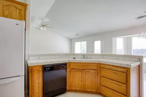 4370 Heather Ridge Ln, Redding, CA 96001 photo 9