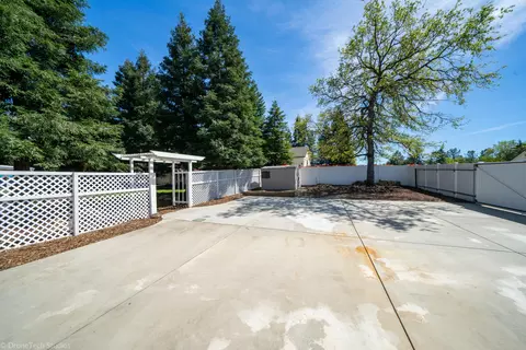 19259 Lexington Ln, Redding, CA 96003 photo 92