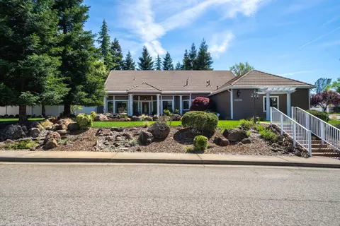 19259 Lexington Ln, Redding, CA 96003 photo 2