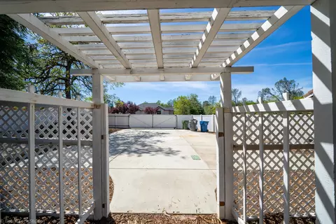 19259 Lexington Ln, Redding, CA 96003 photo 91