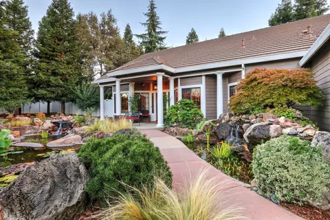 19259 Lexington Ln, Redding, CA 96003 photo 8