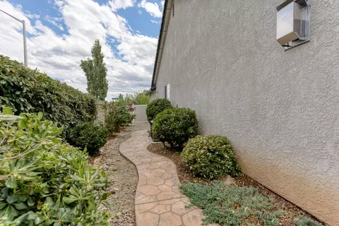 2490 Voltaire Way, Redding, CA 96003 photo 46