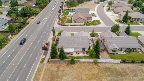 2490 Voltaire Way, Redding, CA 96003 photo 62