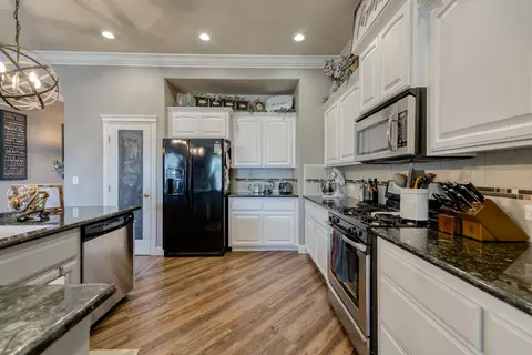 2490 Voltaire Way, Redding, CA 96003 photo 27