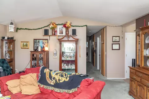 16847 Winchell Dr, Redding, CA 96003 photo 6