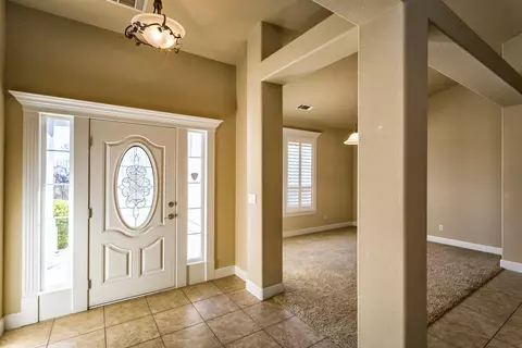 3816 Sea Lavender Ct, Redding, CA 96001 photo 2