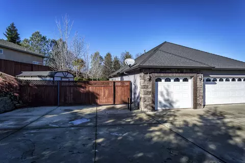 3816 Sea Lavender Ct, Redding, CA 96001 photo 34