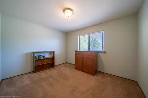 3963 Travona St, Redding, CA 96001 photo 10