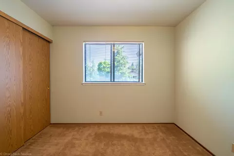 3963 Travona St, Redding, CA 96001 photo 12