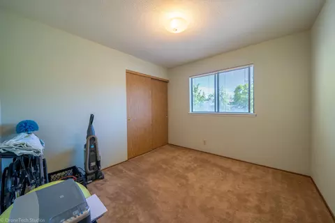 3963 Travona St, Redding, CA 96001 photo 11
