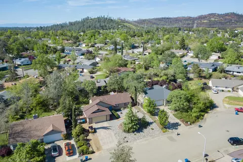 3963 Travona St, Redding, CA 96001 photo 15