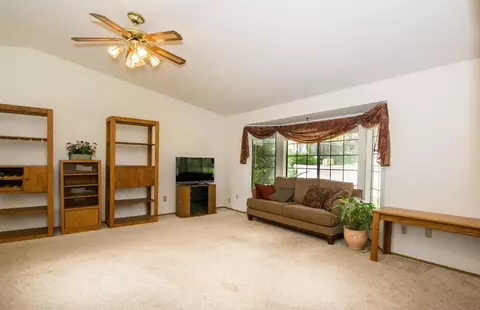 2530 Webb Ct, Redding, CA 96002 photo 7