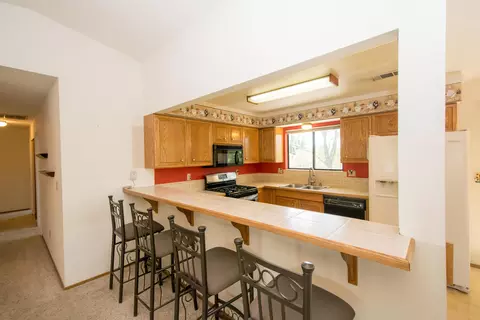 2530 Webb Ct, Redding, CA 96002 photo 4