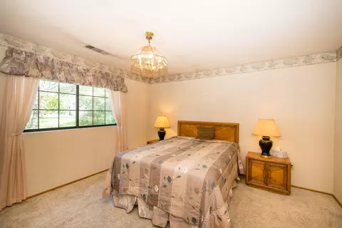 2530 Webb Ct, Redding, CA 96002 photo 12