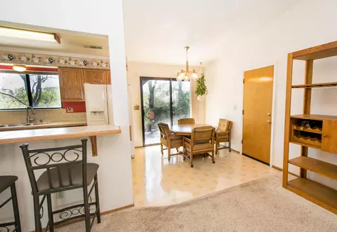 2530 Webb Ct, Redding, CA 96002 photo 5