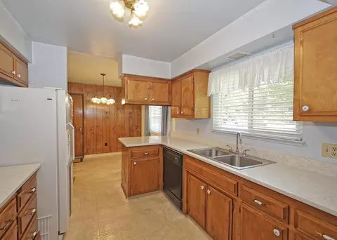 8879 Redbank, Redding, CA 96001 photo 5