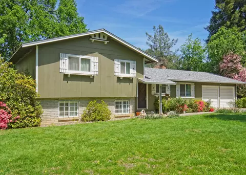 8879 Redbank, Redding, CA 96001 photo 2