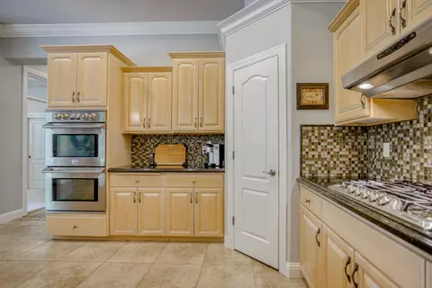 4645 Clark River Dr, Redding, CA 96002 photo 6