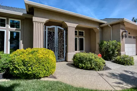 4645 Clark River Dr, Redding, CA 96002 photo 3