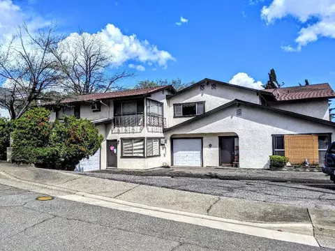 1870 Sonoma St, Redding, CA 96001 photo 2