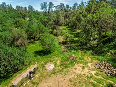 13749 Oakmont Trl, Redding, CA 96003 photo 14