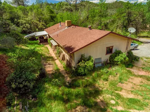 13749 Oakmont Trl, Redding, CA 96003 photo 16