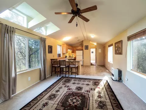 14836 Valley Vista Ct, Redding, CA 96003 photo 2