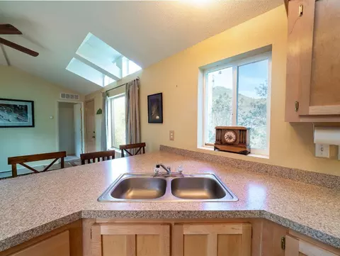 14836 Valley Vista Ct, Redding, CA 96003 photo 8