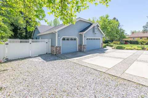 3823 Andes Dr, Redding, CA 96001 photo 41