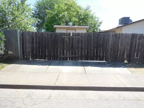 3507 Dune St, Redding, CA 96002 photo 3