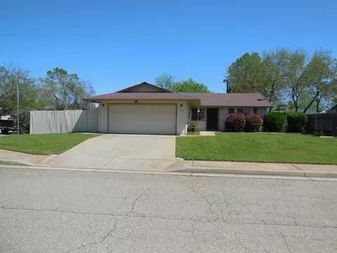 3507 Dune St, Redding, CA 96002 photo 1