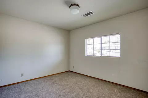 383 Rosewood Dr, Redding, CA 96003 photo 23