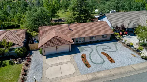 383 Rosewood Dr, Redding, CA 96003 photo 18