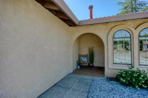 383 Rosewood Dr, Redding, CA 96003 photo 7