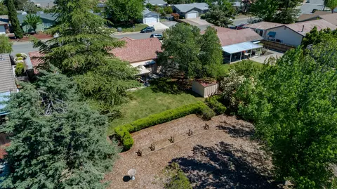 383 Rosewood Dr, Redding, CA 96003 photo 33