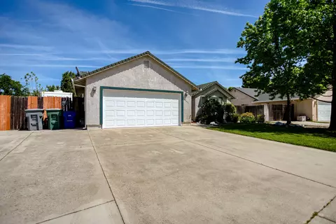 5437 Mill Pond Ln, Redding, CA 96001 photo 2
