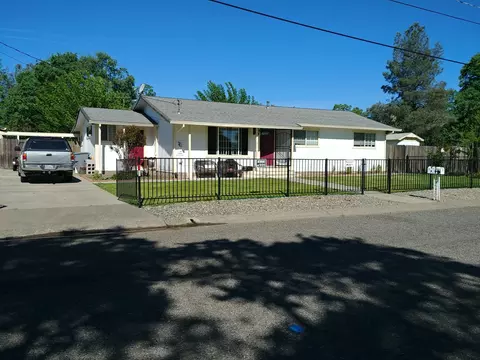 1246 Deodar Way, Redding, CA 96003 photo 1