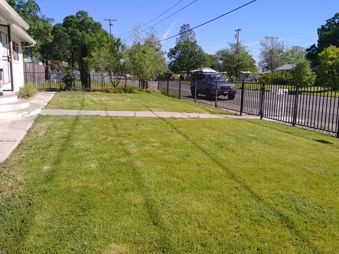 1246 Deodar Way, Redding, CA 96003 photo 6