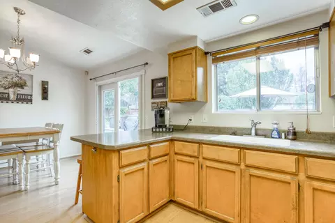 3038 Lake Redding Dr, Redding, CA 96003 photo 13