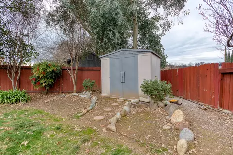 3038 Lake Redding Dr, Redding, CA 96003 photo 34