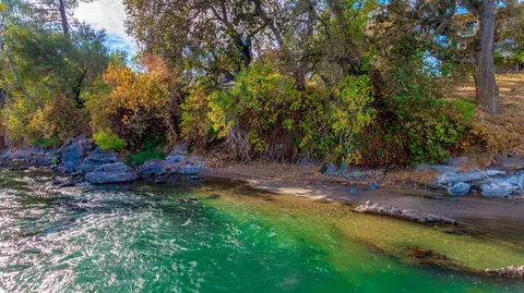 15350 China Rapids Dr, Red Bluff, CA 96080 photo 2