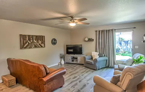 370 Christina Dr, Red Bluff, CA 96080 photo 5