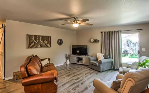 370 Christina Dr, Red Bluff, CA 96080 photo 6